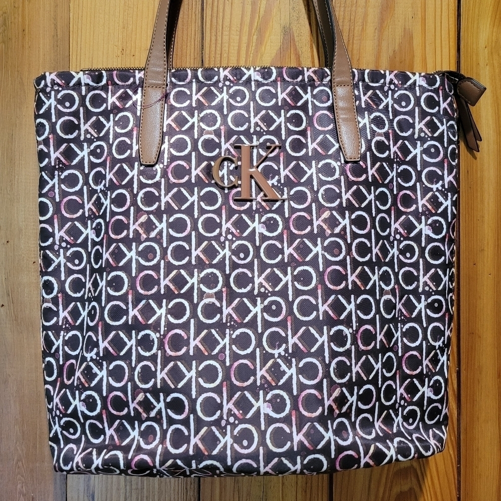 Calvin Klein Women's Monogram Tote Bag - Black and Brown